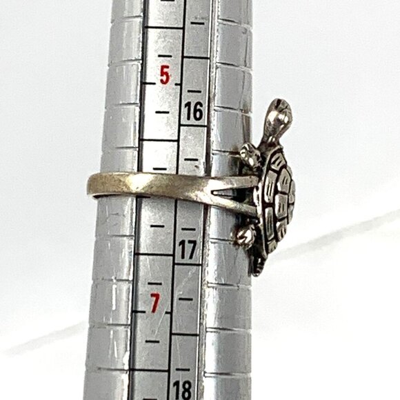 Sterling Silver Engraved Turtle Ring With Split Band Design Marked 925 Size 6 - Picture 6 of 6